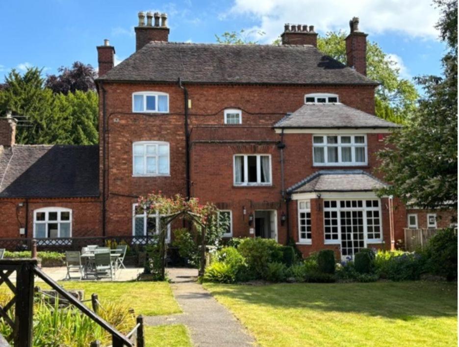 The Manor Guest House Cheadle  Exterior foto